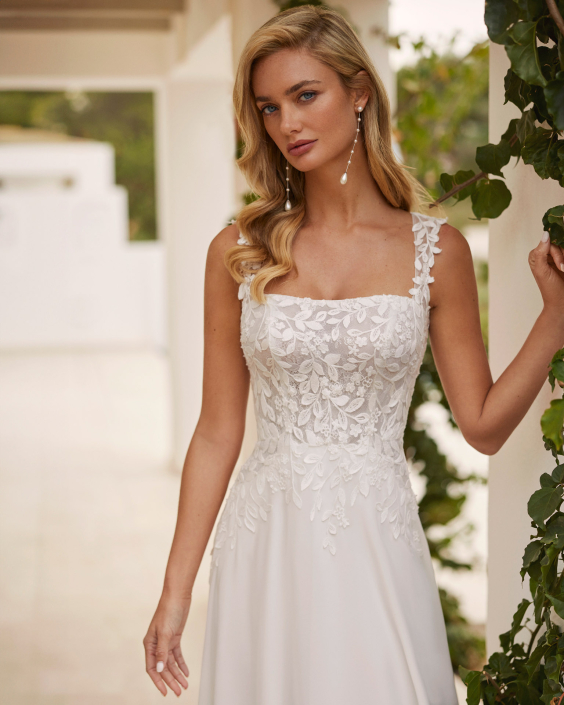 Saori – £1430 Saori – £1430