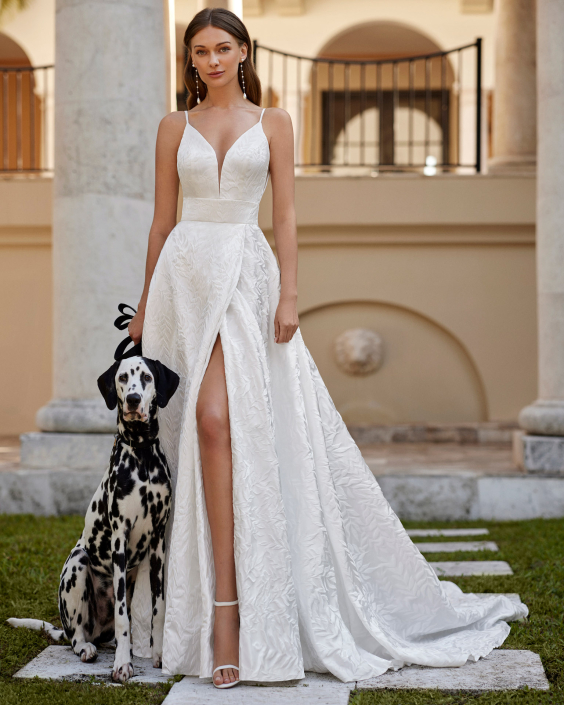 Evan – From £1750 Available in Satin, Brocade Rama, and Mikado